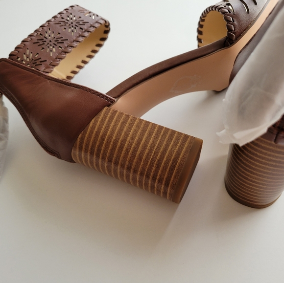 C Wonder Brown Leather Heels - Picture 4 of 8